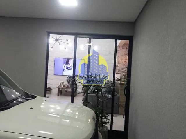 Casa com 382m² 3 quartos e 2 banheiros, à venda, no bairro Jardim Madalena em Vargem Grande Paulista