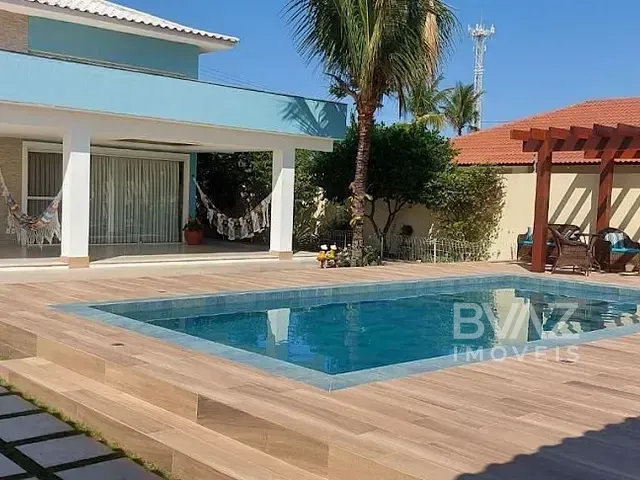 Casa com 630m² 3 quartos e 2 banheiros, à venda, no bairro Palmeiras em Cabo Frio