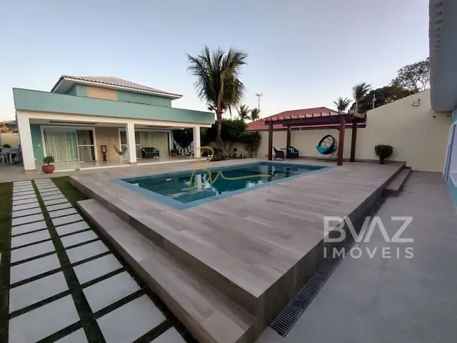 Casa com 630m² 3 quartos e 2 banheiros, à venda, no bairro Palmeiras em Cabo Frio
