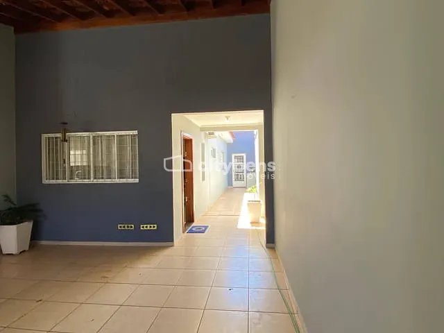 Casa 3 quartos e 3 banheiros, à venda, no bairro Planalto em Araçatuba