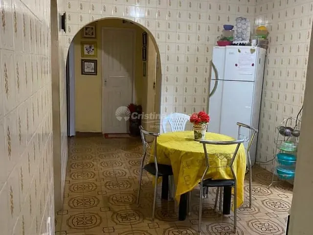 Casa 5 quartos e 4 banheiros, à venda, no bairro Itararé em Teresina