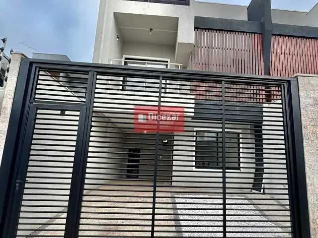 Casa com 157m² 3 quartos e 4 banheiros, à venda, no bairro Itacolomi em Balneário Piçarras