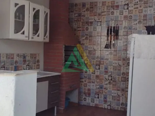 Casa com 167m² 2 quartos e 2 banheiros, à venda, no bairro Tucura em Mogi Mirim