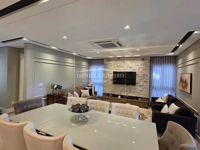 Casa com 583m² 4 quartos e 7 banheiros, à venda, no bairro Esperança em Londrina