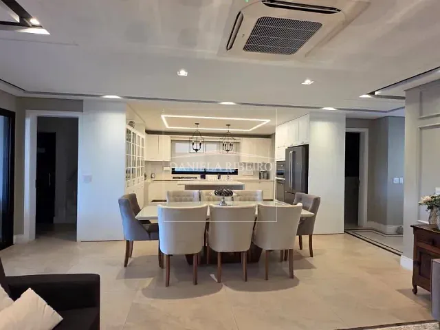 Casa com 583m² 4 quartos e 7 banheiros, à venda, no bairro Esperança em Londrina