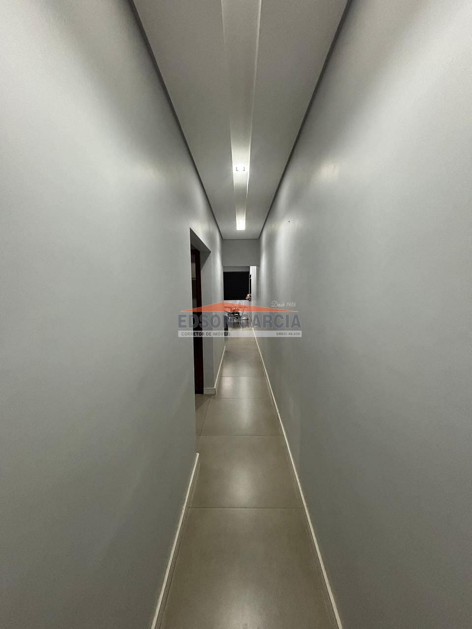 Casa à venda com 3 quartos, 137m² - Foto 7