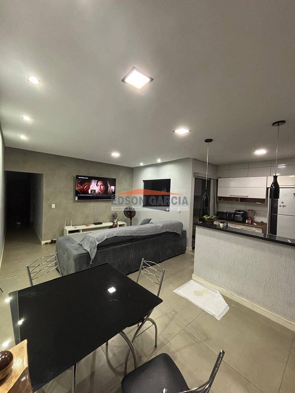Casa à venda com 3 quartos, 137m² - Foto 3