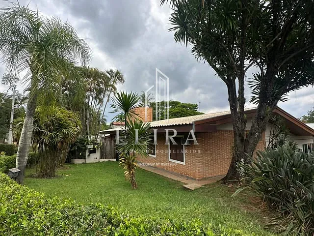 Casa com 1040m² 5 quartos e 8 banheiros, à venda, no bairro Iate Clube de Campinas em Americana