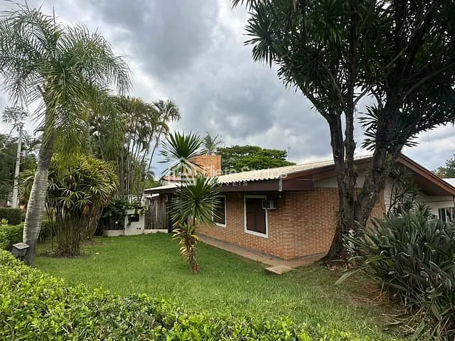 Casa com 1040m² 5 quartos e 8 banheiros, à venda, no bairro Iate Clube de Campinas em Americana
