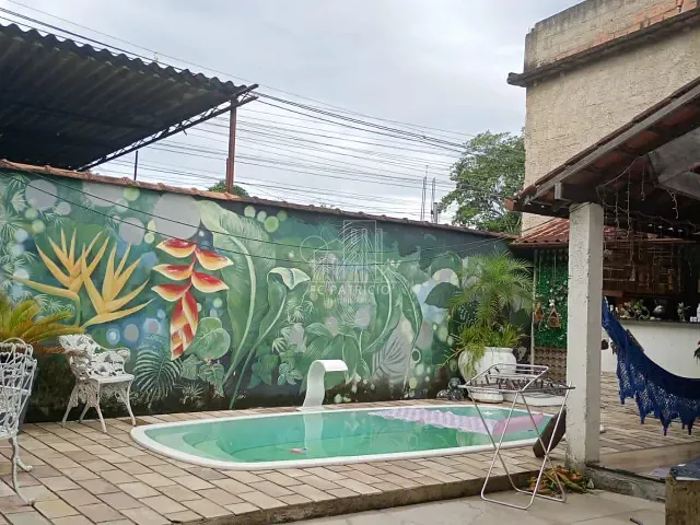 Casa com 264m² 6 quartos e 3 banheiros, à venda, no bairro Cantagalo em Guapimirim