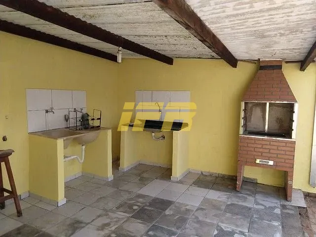 Casa com 250m² 3 quartos e 2 banheiros, à venda, no bairro Flor Do Vale em Tremembé