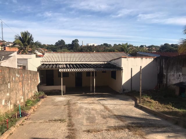 Casa com 250m² 2 quartos e 1 banheiro, à venda, no bairro Jardim Santa Rosa em Campinas