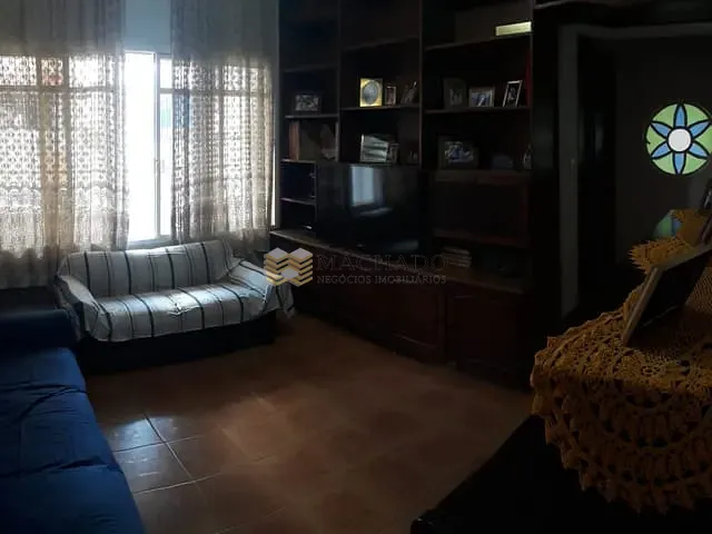 Casa com 231m² 3 quartos e 2 banheiros, à venda, no bairro Centro3 em Jundiaí