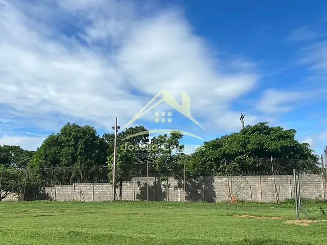 Casa com 200m² 2 quartos e 2 banheiros, à venda, no bairro Marajoara em Várzea Grande