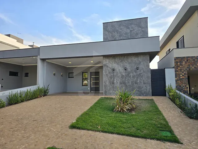 Casa com 250m² 3 quartos e 5 banheiros, à venda, no bairro Jardim Cybelli em Ribeirão Preto