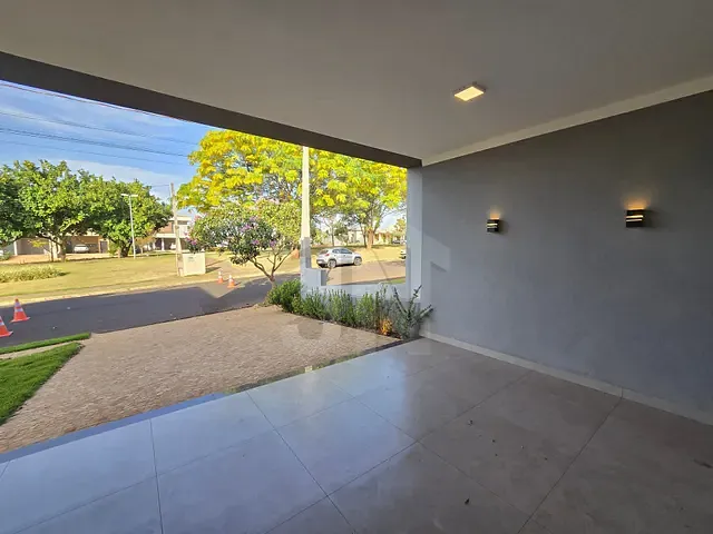 Casa com 250m² 3 quartos e 5 banheiros, à venda, no bairro Jardim Cybelli em Ribeirão Preto