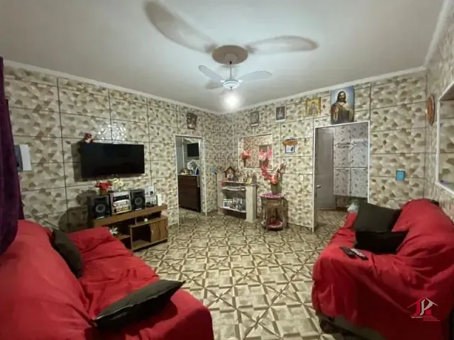 Casa com 248m² 3 quartos e 2 banheiros, à venda, no bairro Jardim Oásis em Itanhaém