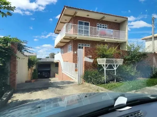Casa com 360m² 3 quartos e 3 banheiros, à venda, no bairro Santa Cândida em Curitiba
