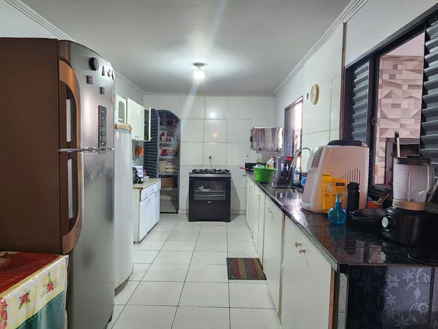 Casa 4 quartos e 2 banheiros, à venda, no bairro Conjunto Residencial Aruanã I em Goiânia