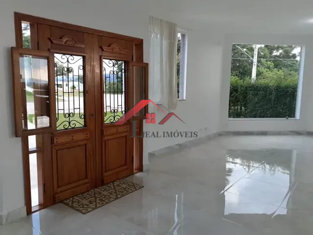 Casa com 482m² 3 quartos e 3 banheiros, à venda, no bairro Condomínio Residencial Campos do Conde em Bragança Paulista