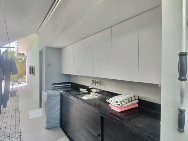 Casa com 302m² 3 quartos e 4 banheiros, à venda, no bairro Centro em Barra dos Coqueiros