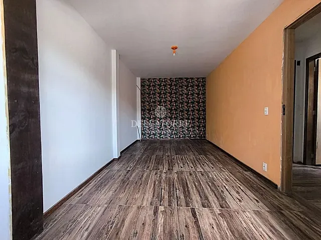Casa com 412m² 4 quartos e 4 banheiros, à venda, no bairro Várzea em Teresópolis