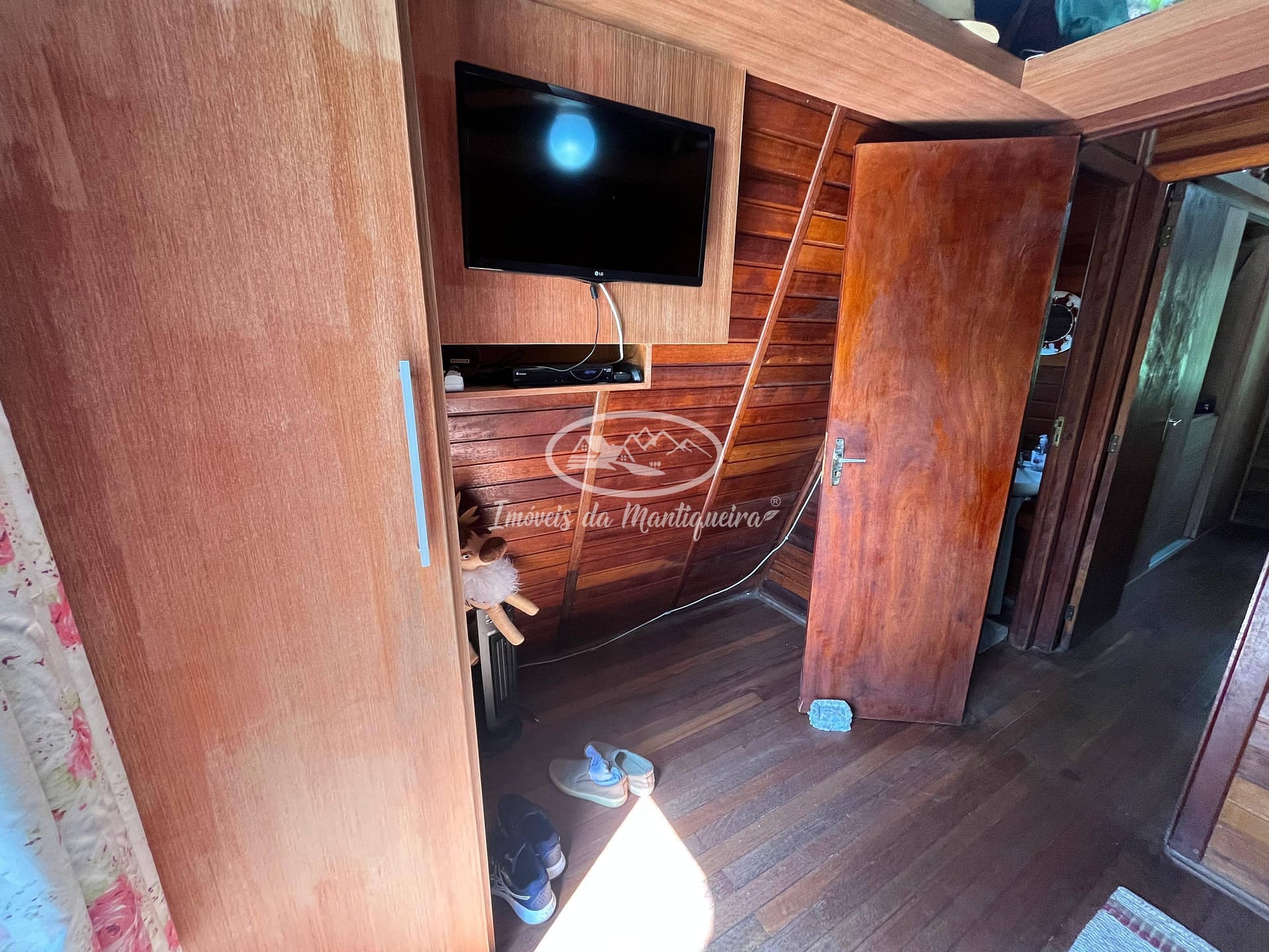 Casa à venda com 2 quartos, 69m² - Foto 11
