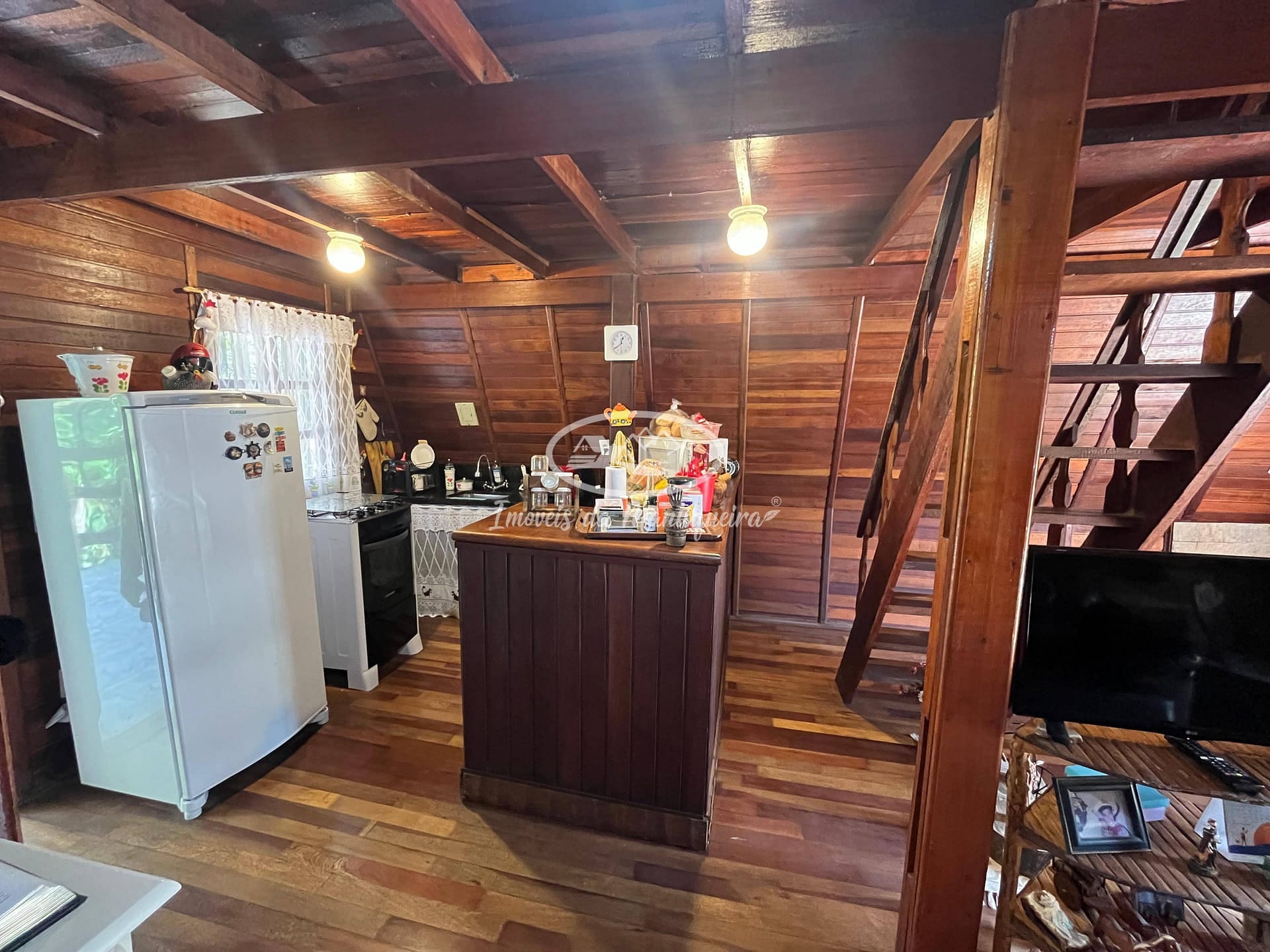 Casa à venda com 2 quartos, 69m² - Foto 7