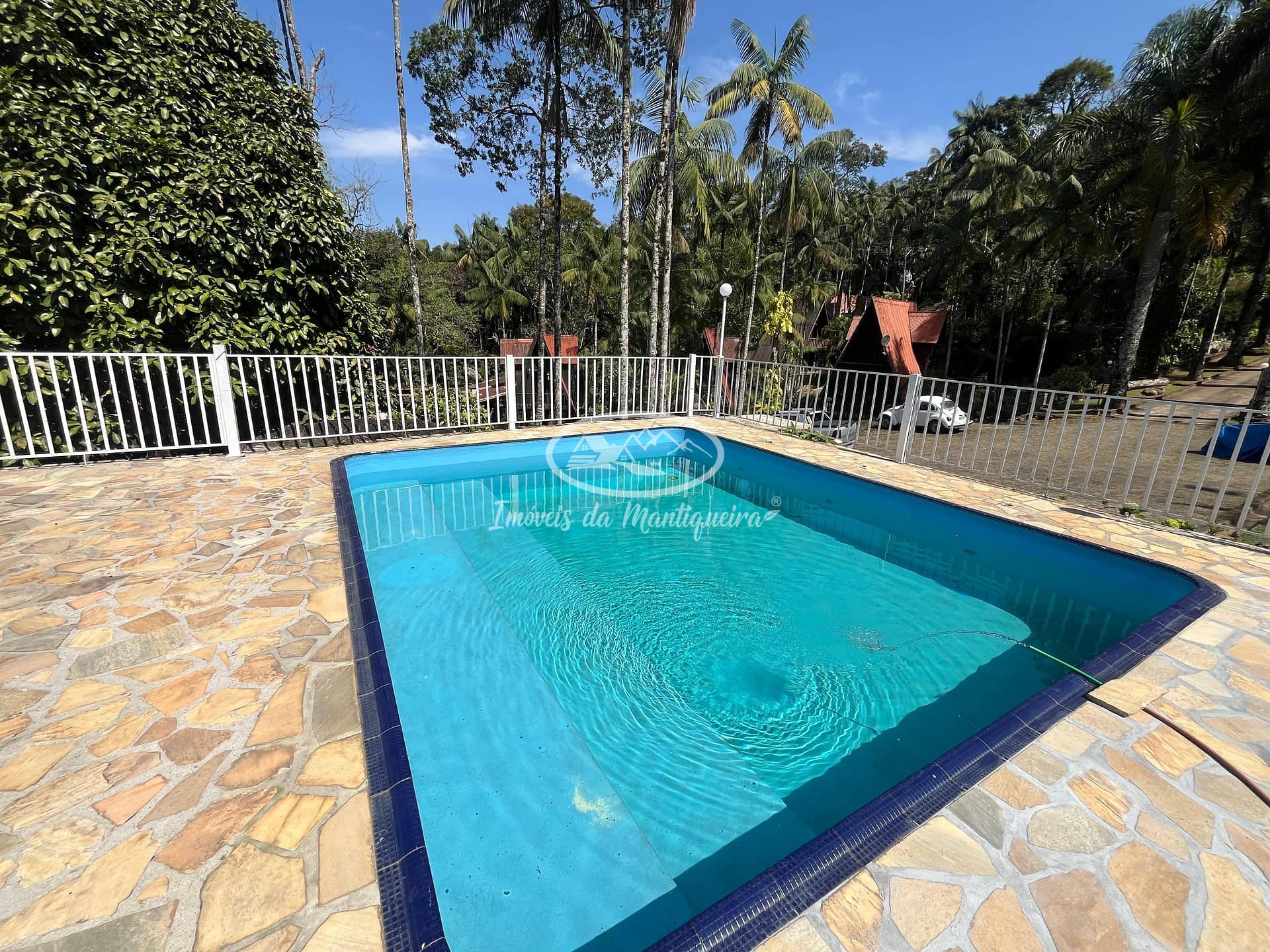 Casa à venda com 2 quartos, 69m² - Foto 18