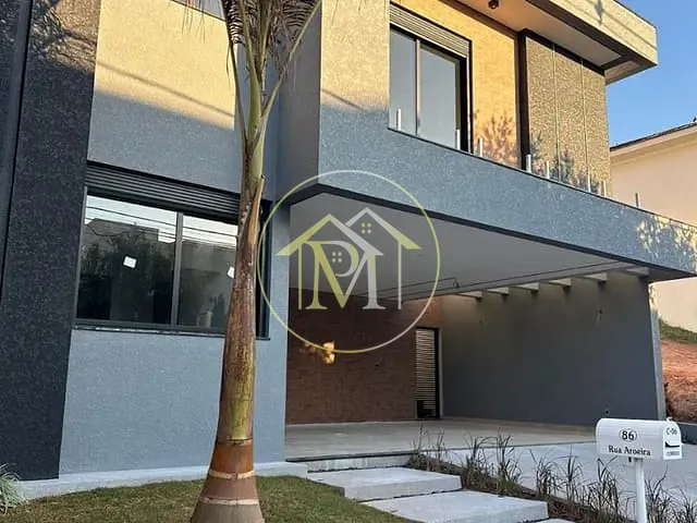 Casa com 250m² 3 quartos e 5 banheiros, à venda, no bairro Itapeva em Votorantim