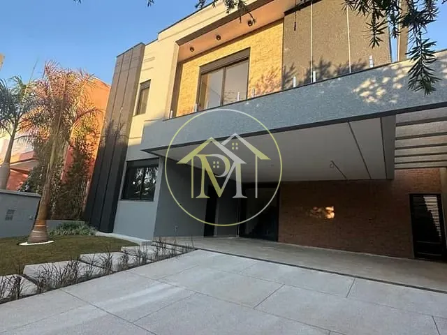 Casa com 250m² 3 quartos e 5 banheiros, à venda, no bairro Itapeva em Votorantim