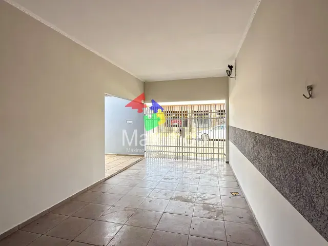 Casa com 200m² 2 quartos e 2 banheiros, à venda, no bairro Vila Penha do Rio do Peixe em Itapira