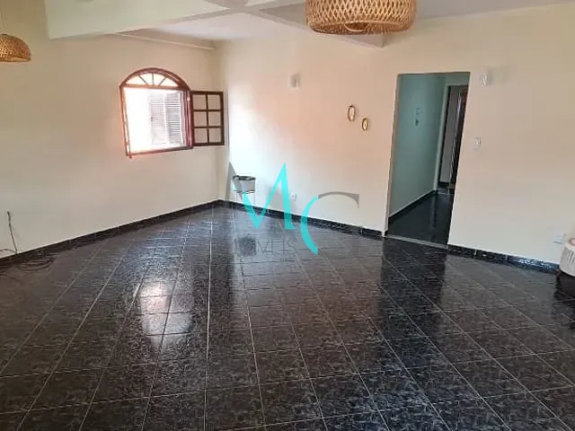 Casa 2 quartos e 1 banheiro, à venda, no bairro Campo Grande em Rio de Janeiro