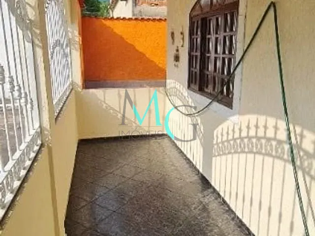Casa 2 quartos e 1 banheiro, à venda, no bairro Campo Grande em Rio de Janeiro
