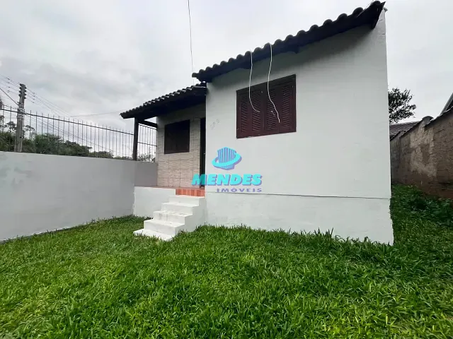 Casa com 80m² 2 quartos e 1 banheiro, à venda ou para alugar, no bairro Morada do Vale II em Gravataí