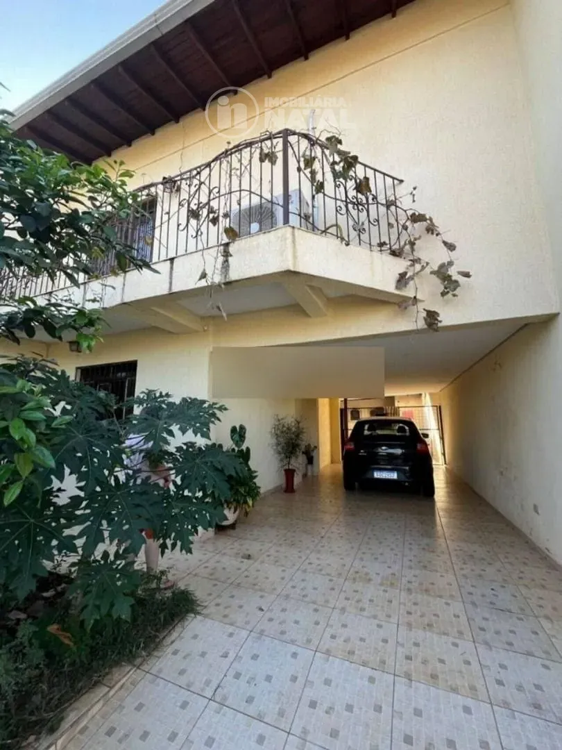 Casa, 6 quartos, 264 m² - Foto 2