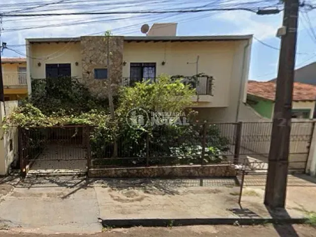 Casa com 360m² 6 quartos e 4 banheiros, à venda, no bairro Portal de Versalhes 2 em Londrina