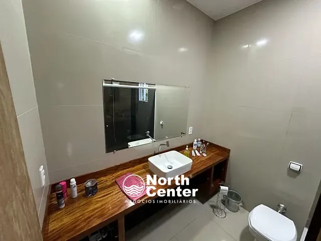 Casa 3 quartos e 2 banheiros, à venda, no bairro Costeira em Balneário Barra do Sul