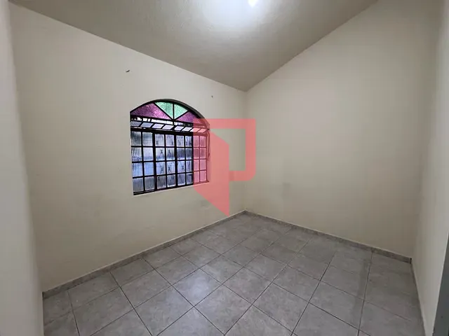 Casa 3 quartos e 3 banheiros, para alugar, no bairro Caiçara-Adelaide em Belo Horizonte