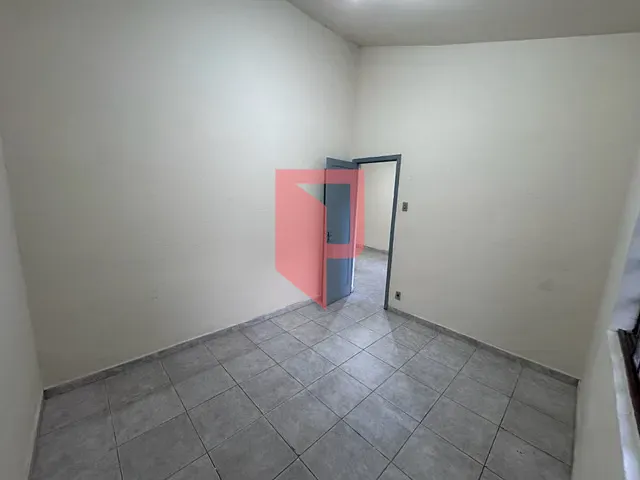 Casa 3 quartos e 3 banheiros, para alugar, no bairro Caiçara-Adelaide em Belo Horizonte