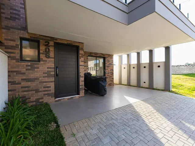 Casa com 254m² 4 quartos e 3 banheiros, à venda, no bairro Santa Cândida em Curitiba