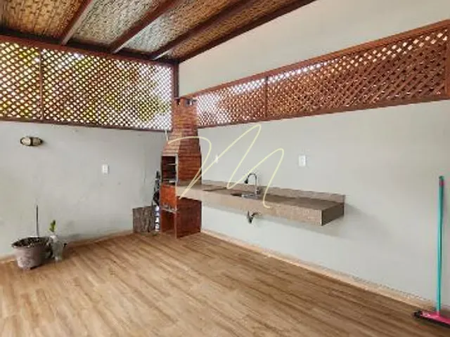 Casa 3 quartos e 2 banheiros, para alugar, no bairro São Domingos em Ilhéus