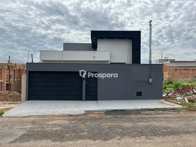 Casa com 200m² 3 quartos e 2 banheiros, à venda, no bairro Loteamento Residencial Verona em Anápolis