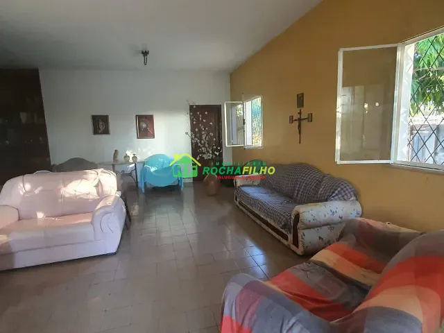 Casa com 12000m² 6 quartos e 4 banheiros, à venda, no bairro Fátima em Teresina