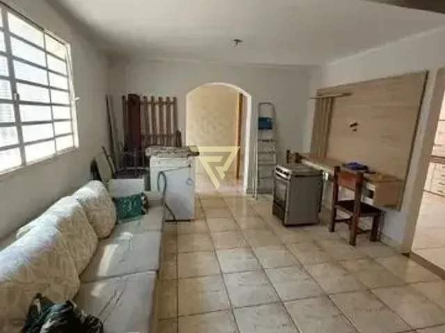 Casa com 290m² 3 quartos e 3 banheiros, à venda, no bairro Independência em Ribeirão Preto