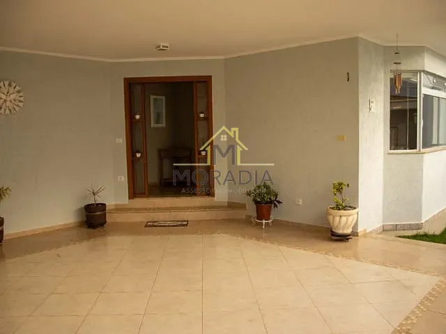 Casa com 360m² 2 quartos e 2 banheiros, à venda, no bairro Jardim Agenor de Lima em Guaxupé