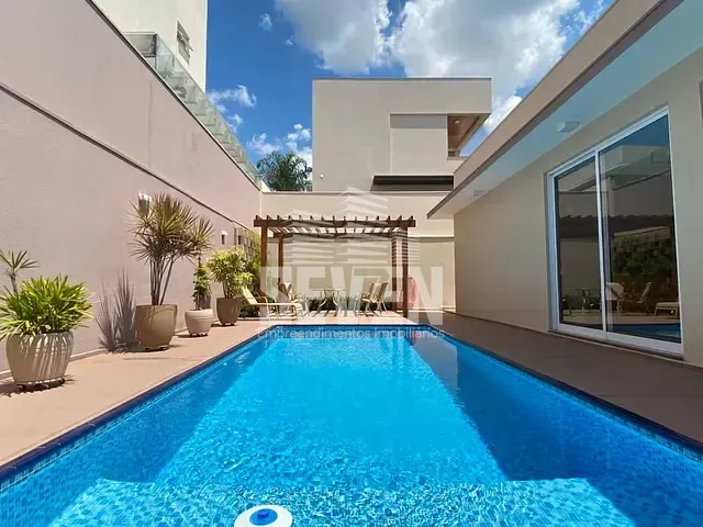 Casa com 525m², à venda, no bairro Residencial Villa Lobos em Bauru