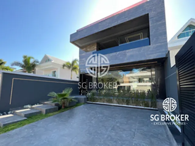 Casa com 500m² 5 quartos e 7 banheiros, à venda, no bairro Recreio dos Bandeirantes em Rio de Janeiro