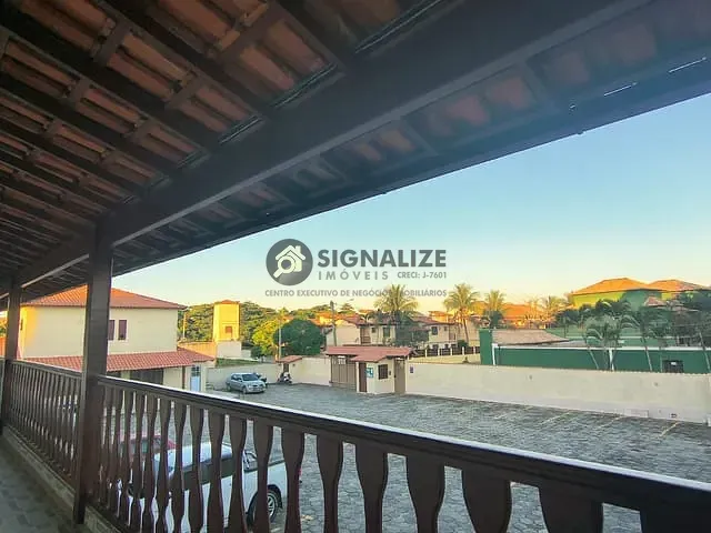 Casa 2 quartos e 2 banheiros, à venda ou para alugar, no bairro Peró em Cabo Frio