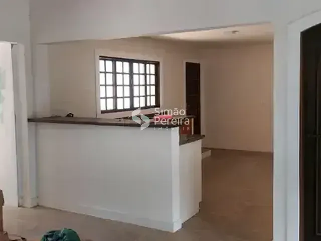 Casa 4 quartos e 5 banheiros, à venda, no bairro Cuiabá em Petrópolis